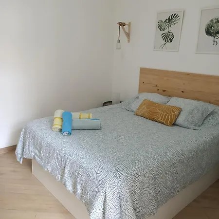 Yourcanterasbeachapartment Daire